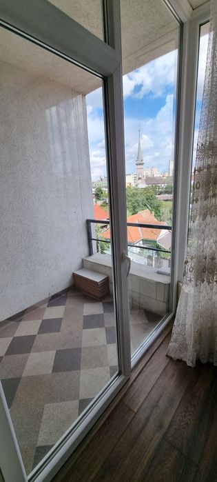 Ofer spre închiriere apartament 2 camere