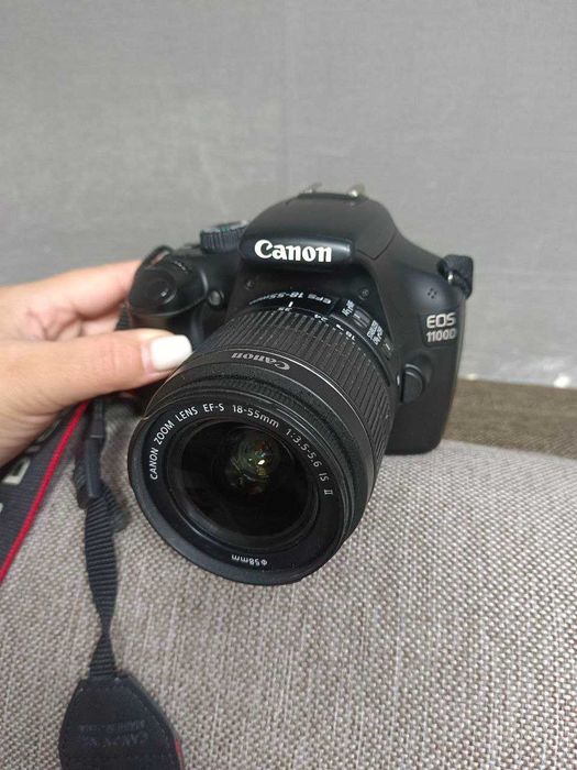 Фотоаппарат Canon 1000D EF18-55
