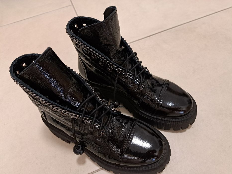 Ghete toamna fete piele neagra lacuita