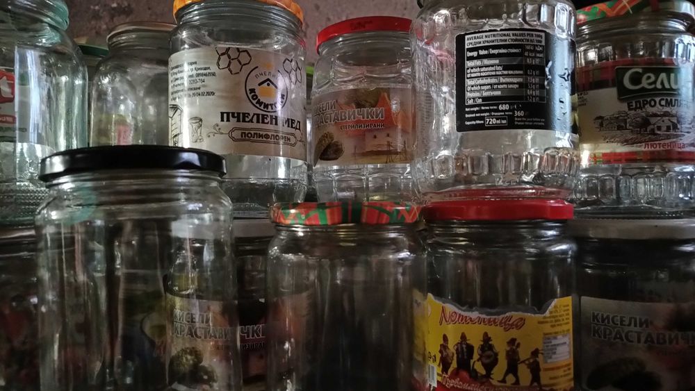 Буркани 680 гр. 550 гр. и др. чисти използвани само веднъж