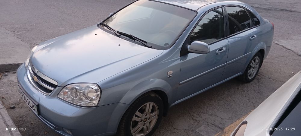 Lasetti 1.8mexanika mayor moy yemidi xadavay bir oy qilingan