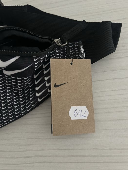 Чанта за кръста nike найк