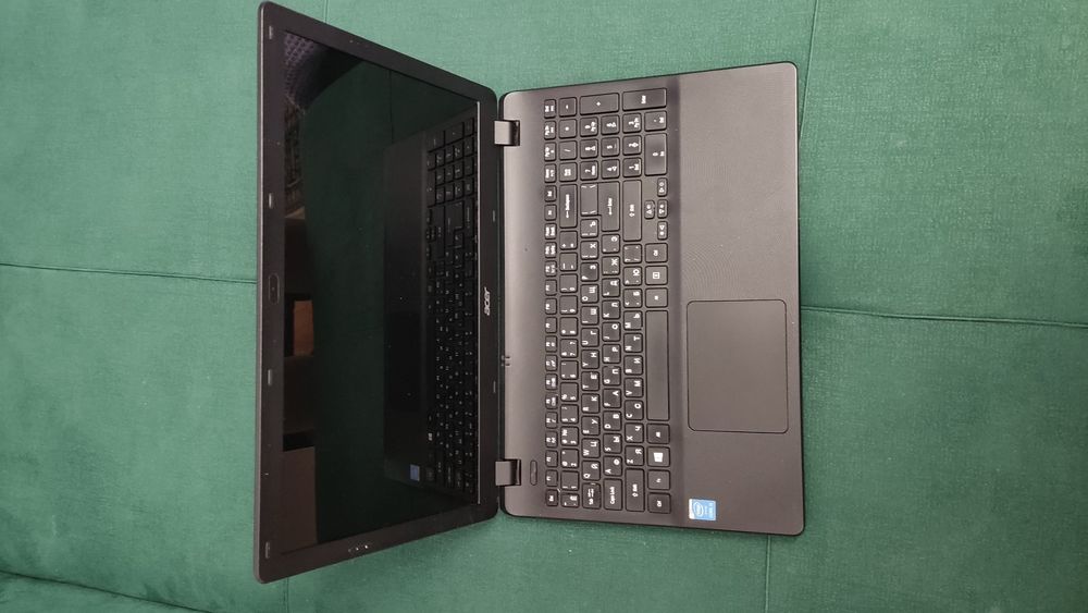 Ноутбук Acer ES1