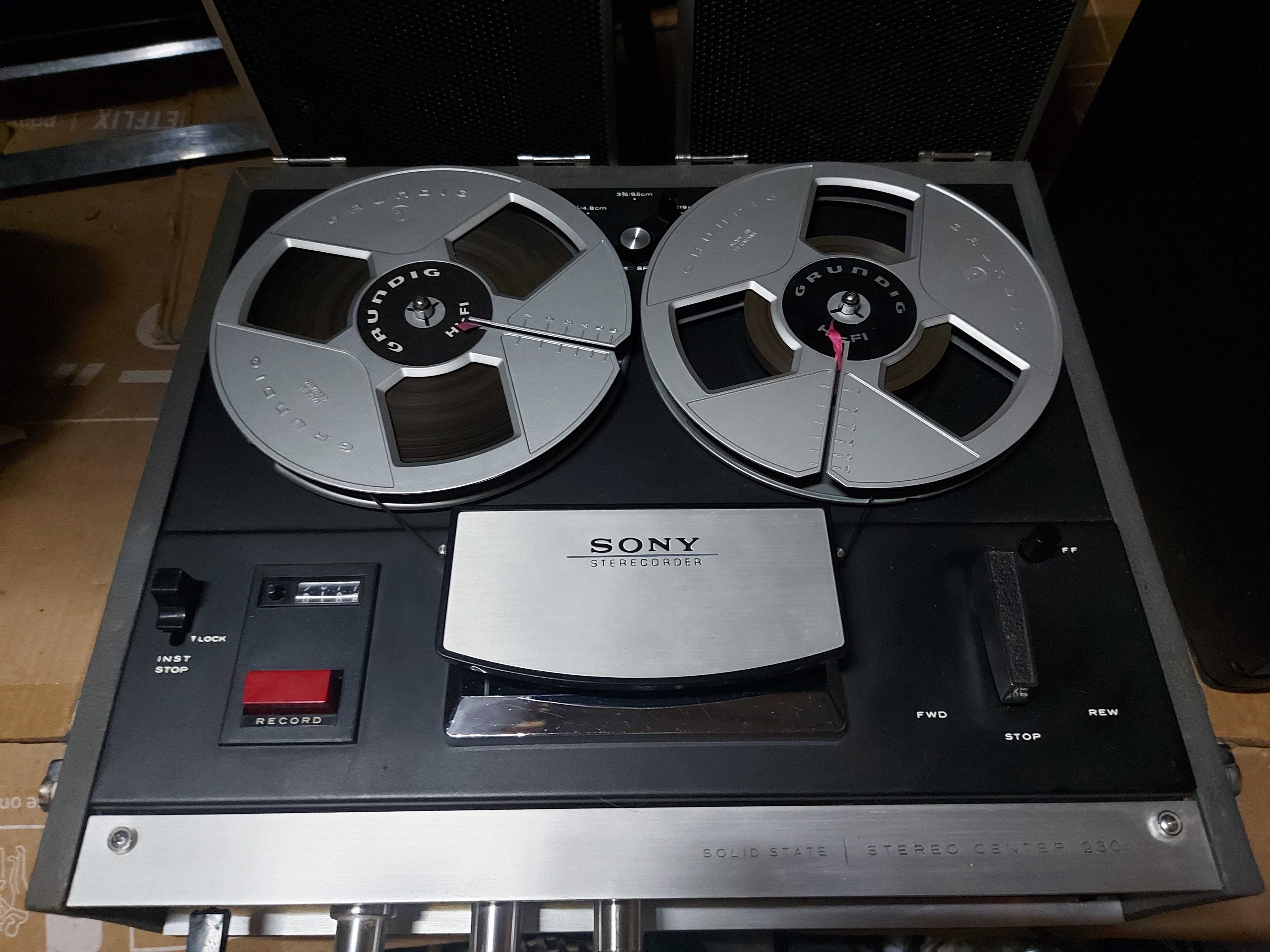 Sony TC-230 Tapecorder
HiFi Stereo Reel to Reel Tape Recorder