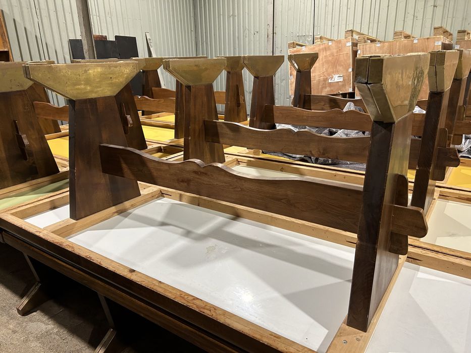 Vand 22 mese din lemn masiv