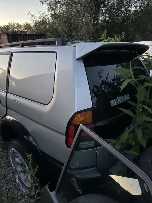 Mitsubishi pajero sport 2.5