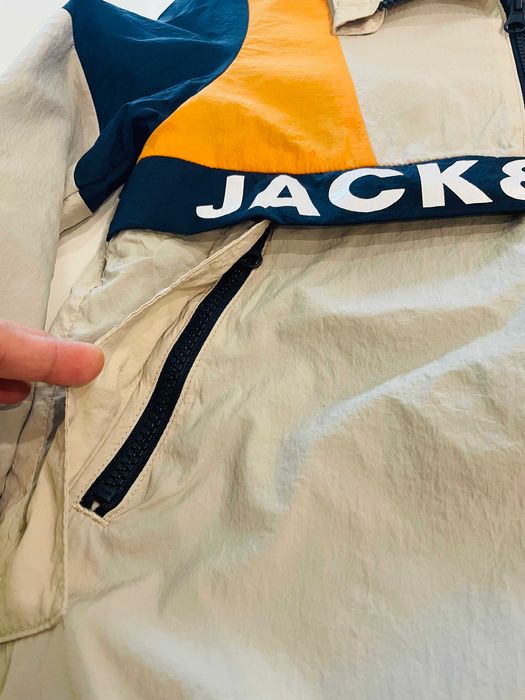 Яке ветровка Jack&Jones / момче / 152 см