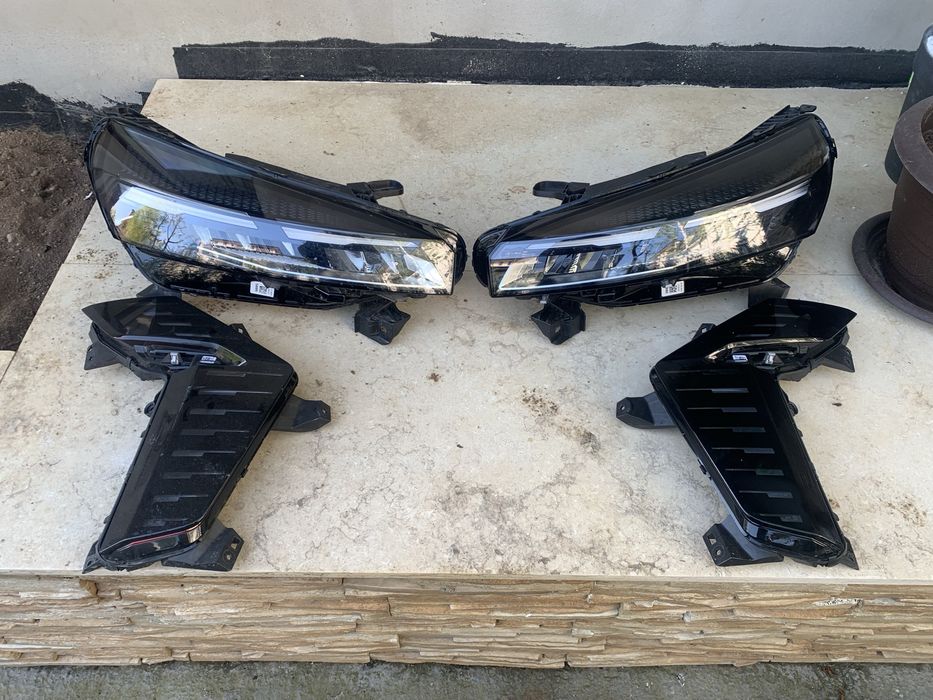 Daylight dreapta/stanga Renault Clio 5 V facelift led an 2024/2025