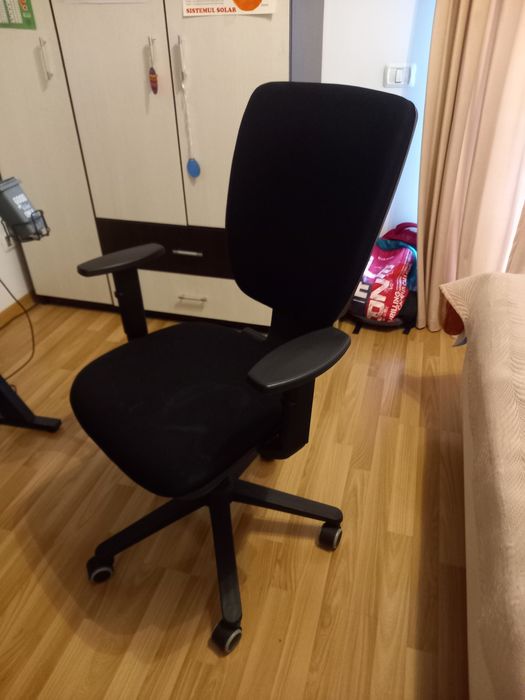 Scaun birou 170 de lei