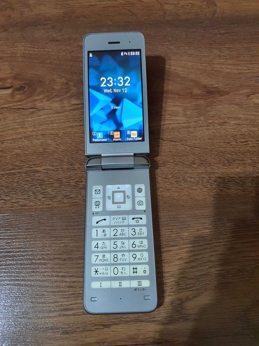 Telefon FLIP cu ANDROID KYOCERA 902KC DIGNO KEITAI 3 jp (japonia)
