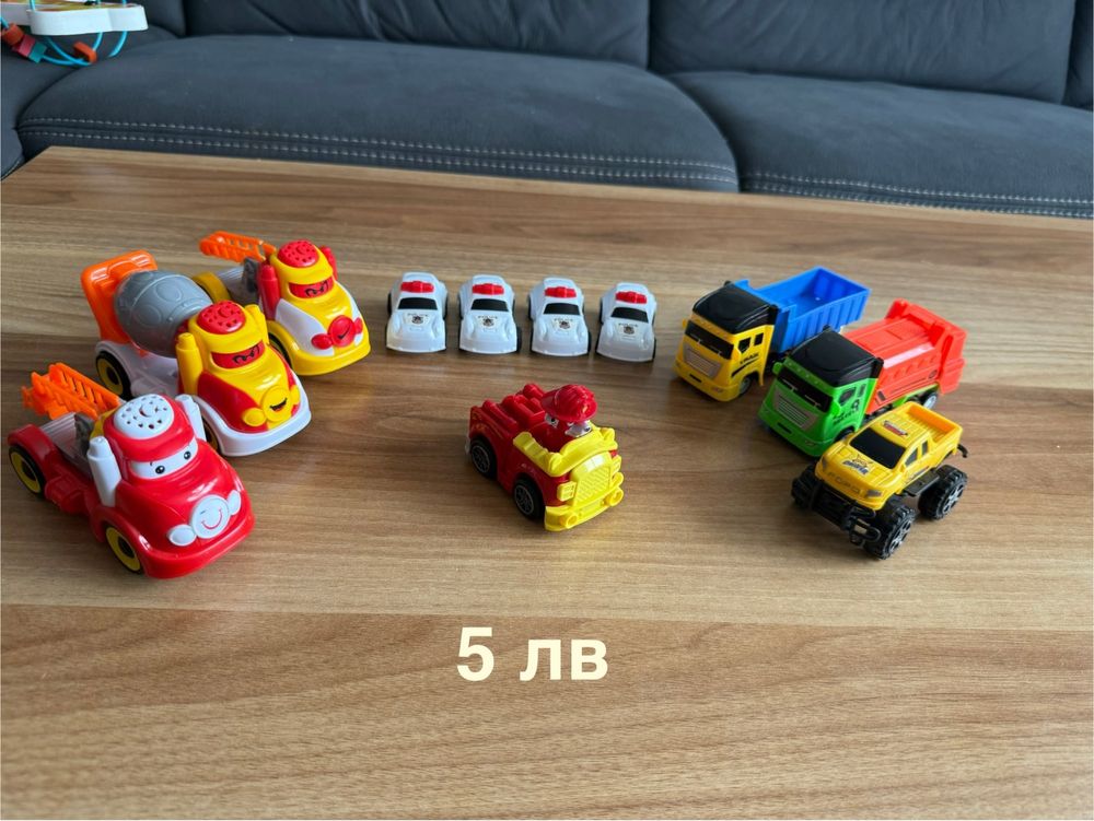 Лот дървени играчки Монтесори и други лотове с играчки