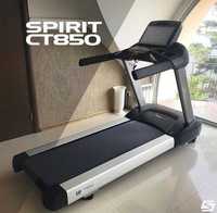 Професионална Бягаща Пътека SPIRIT CT850