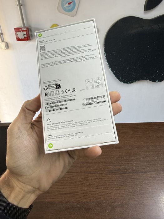 Vand Iphone 17 256Gb black Nou(Sigilat)