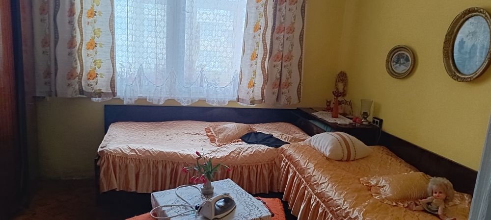 Тристаен апартамент