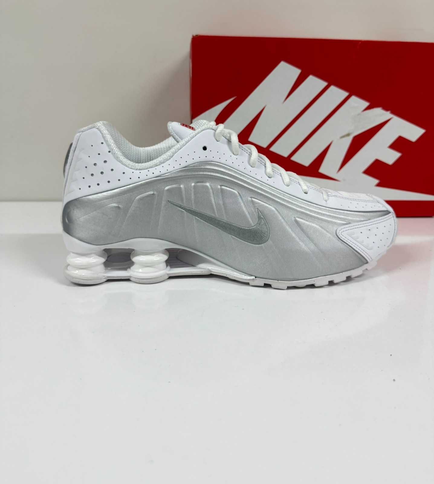Nike Shox R4 White
