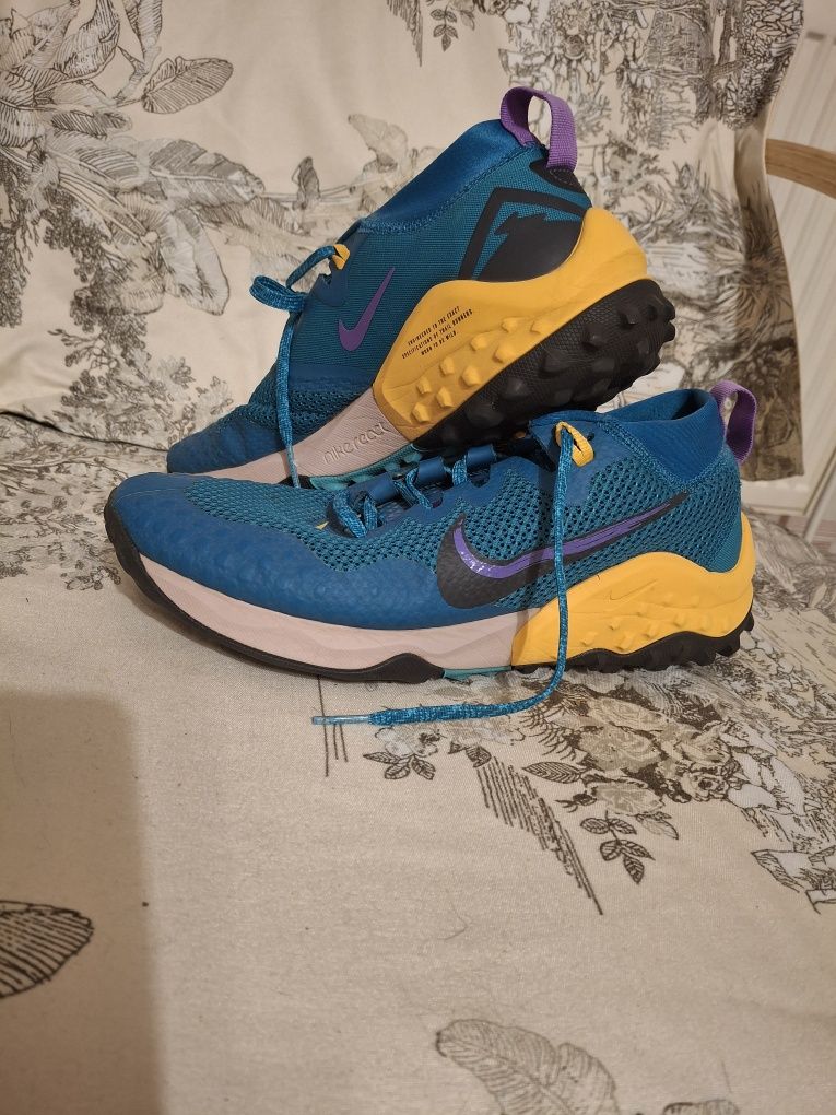 Маратонки NIKE 42 номер 26,5