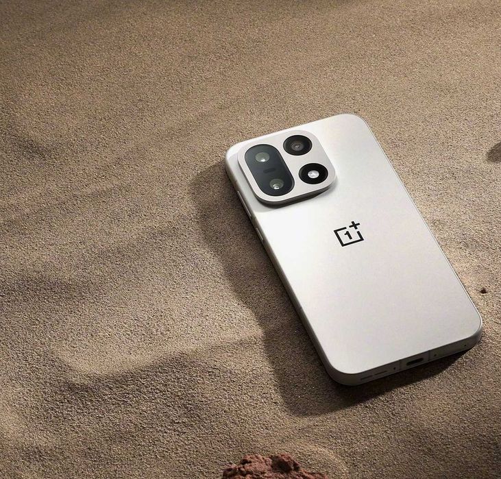 OnePlus 15 Dual sim 5G 7300mAh батерия с 2 години гаранция