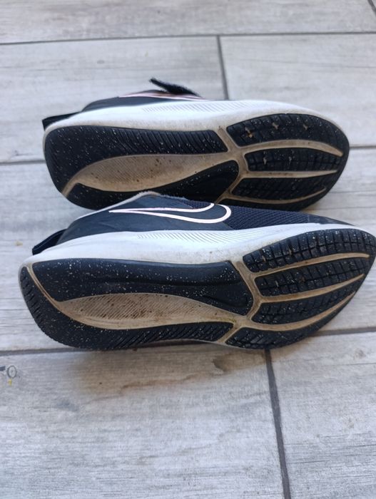 Маратонки Nike за момиче