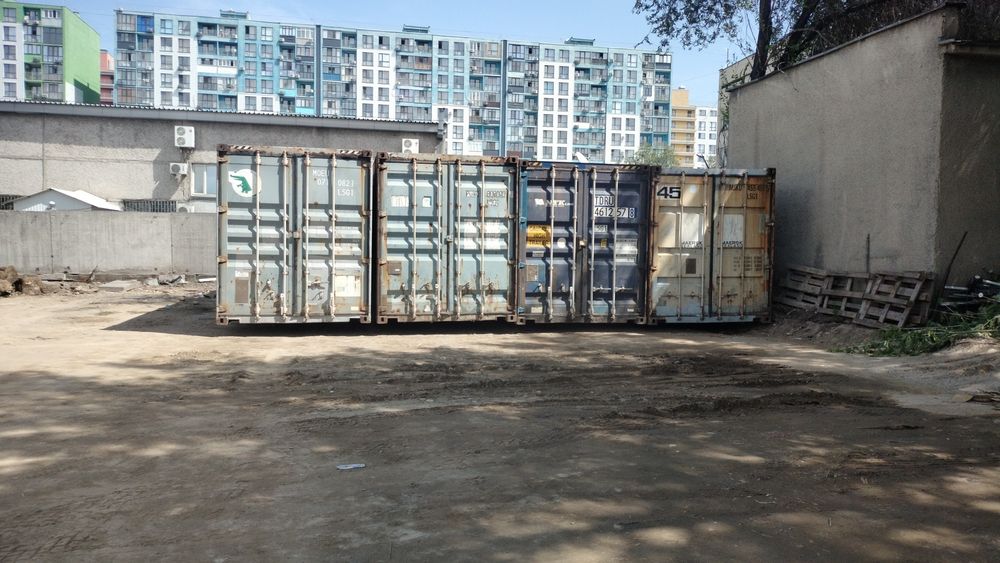 Сдам в аренду контейнер под склад в центре