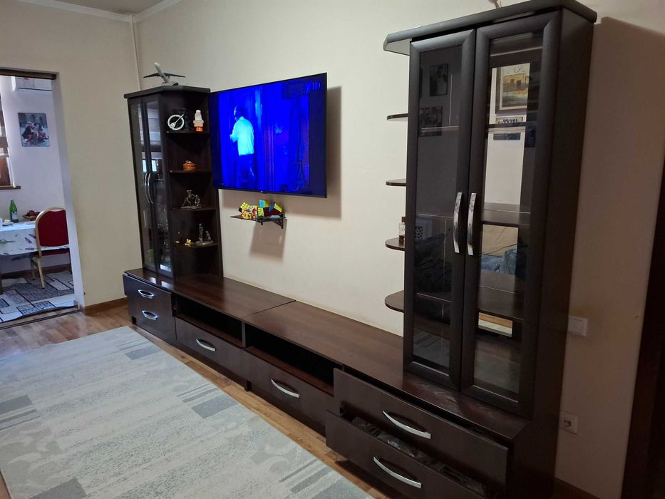 Продаётся современная стенка для гостиной. Б/У