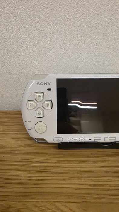 Sony PSP 3000, Modat, 550 de jocuri, consola 9 in 1