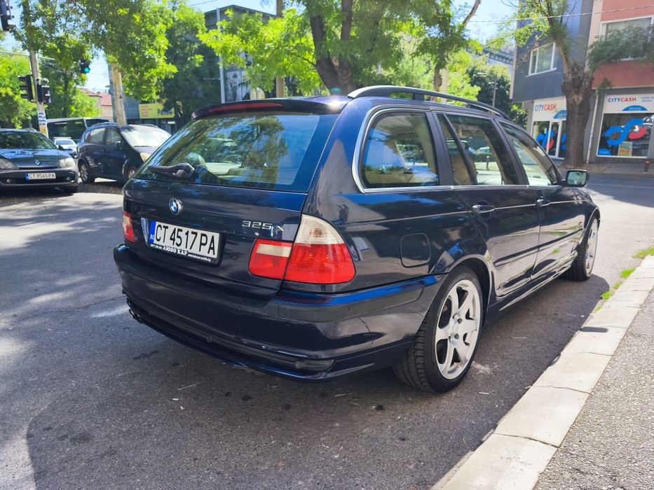 BMW 325i X-Drive Navi 

2.5X-Drive NaVi,
