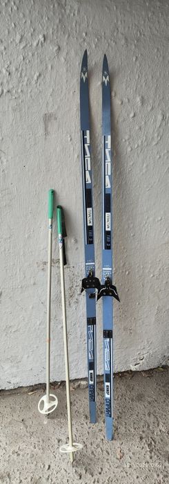 Продам новые лыжи СССР