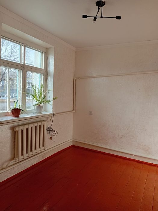 Сдаётся двухкомнатный дом на длительный срок.
Дом в хорошем состоянии,