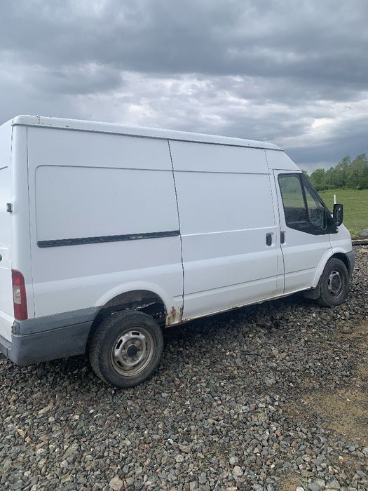 Vând Ford transit