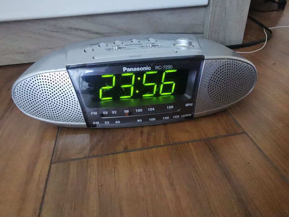Radio cu ceas Panasonic