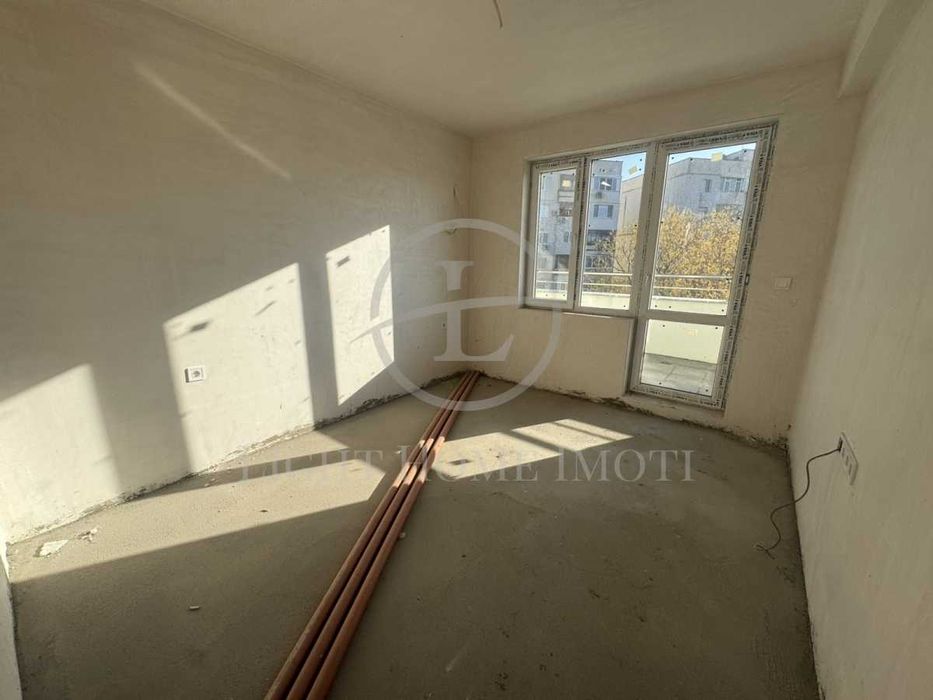 Продава се Тристаен апартамент в Пловдив, Център - 120 кв.м за 1000 €/кв.м - Снимка #2