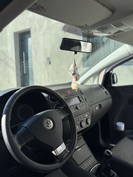 De vanzare Golf 5 plus