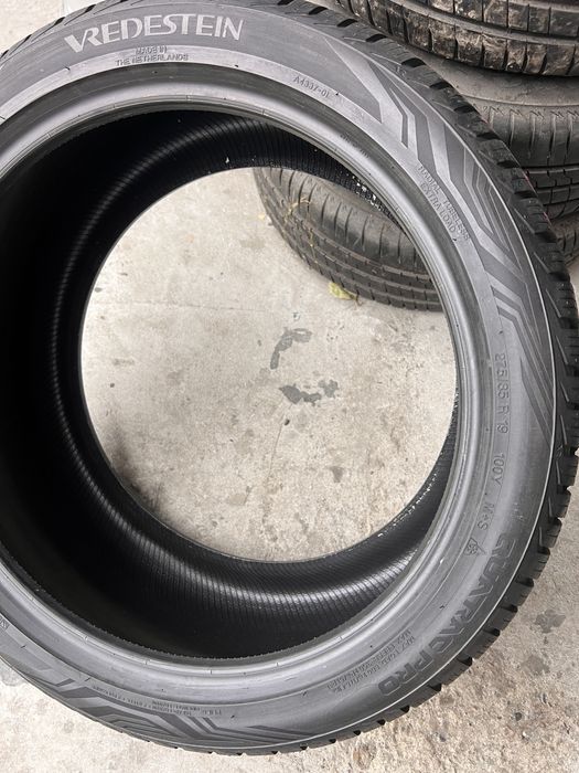 2 anvelope iarna NOI 275/35/19 , Vredestein , 8 mm
