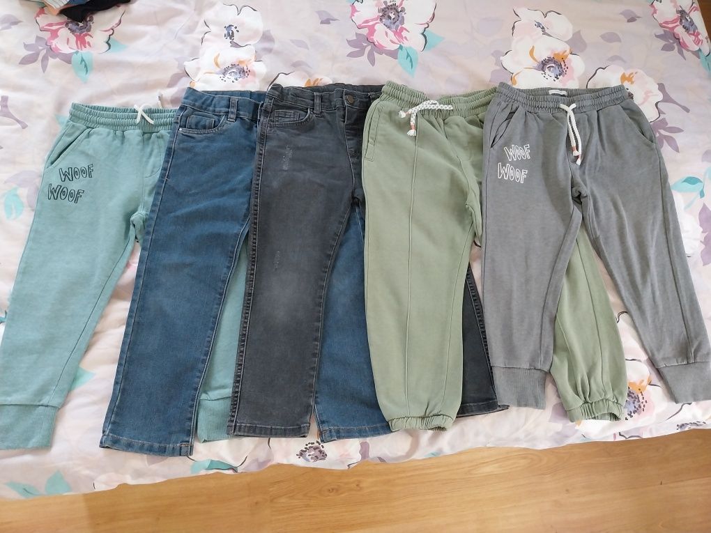 Lot pantaloni băieți 110