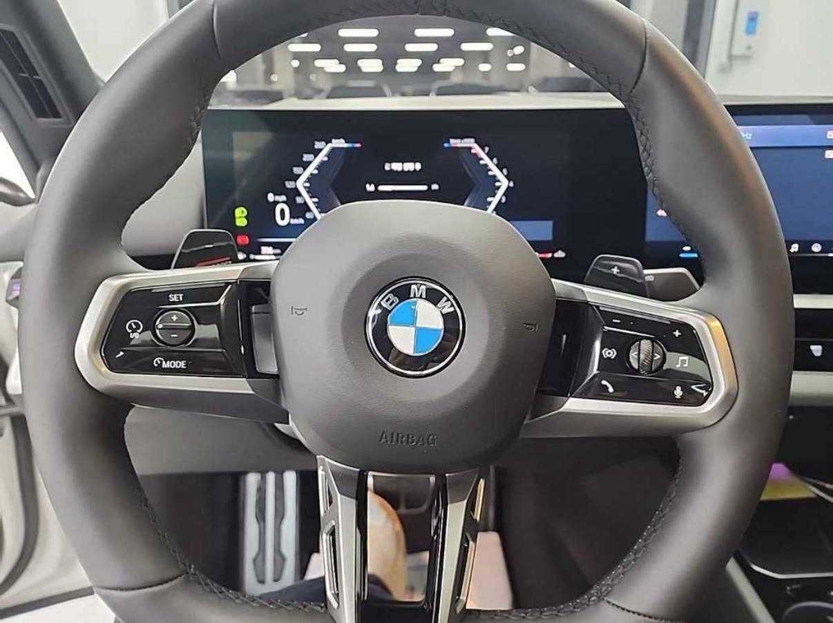 BMW 5 Series (G60) 520i M Sport