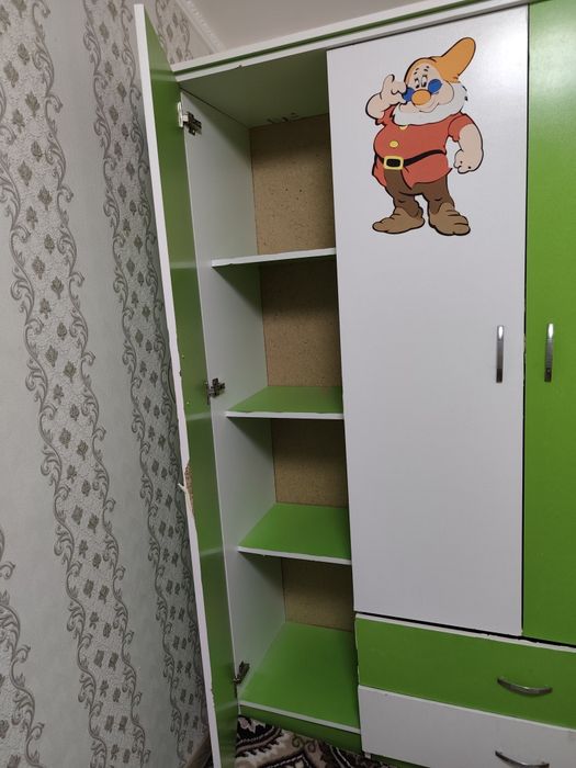 Продается детский шкаф