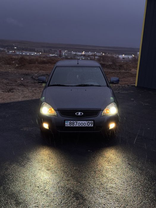 Продам приору 12год