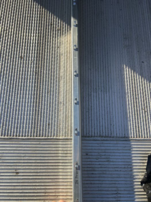 Stalpi de gard galvanizati