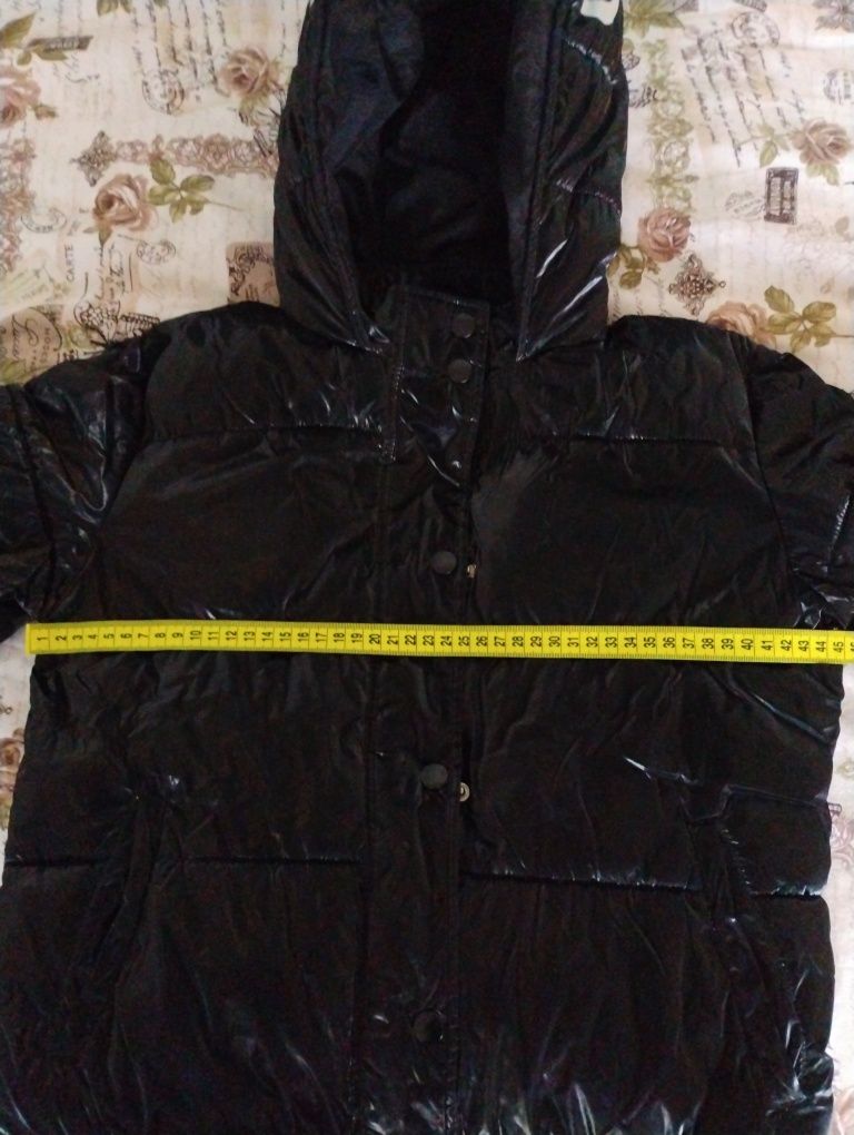 Guess лъскаво черно яке
