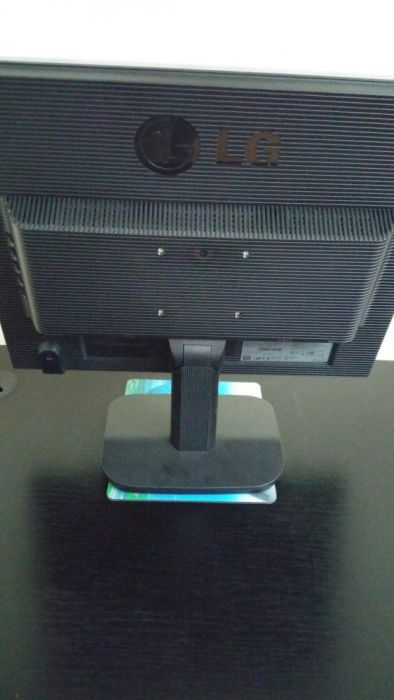 Vand monitor LCD LG FLATRON L1918S