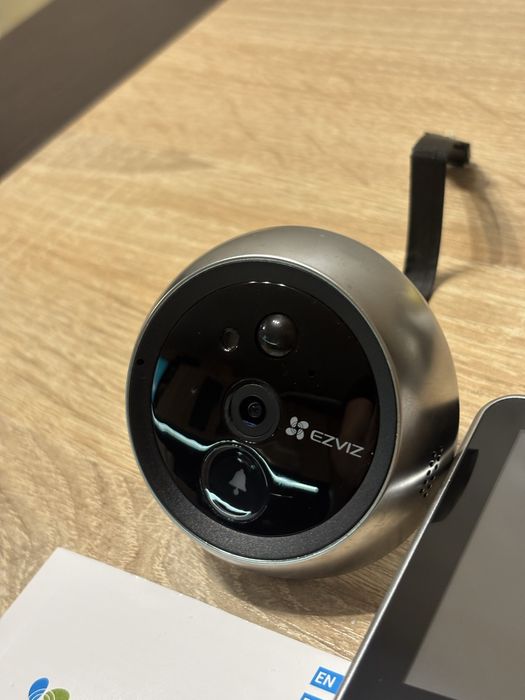 Камера шпионка EZVIZ CS DP1C