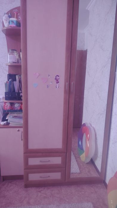 Продам спальный гарнитур