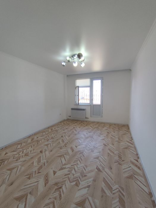 Срочно продается 3х комнатная квартира на 1 этаже 15 мкр 16 дом