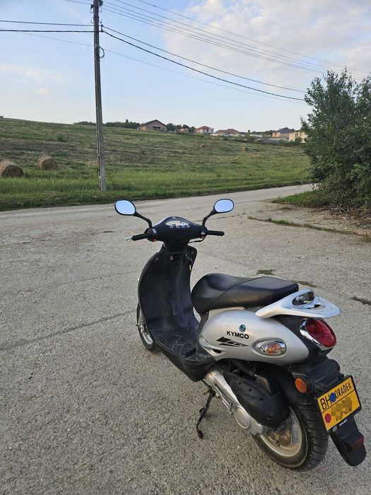 Scuter Kymco YUP50