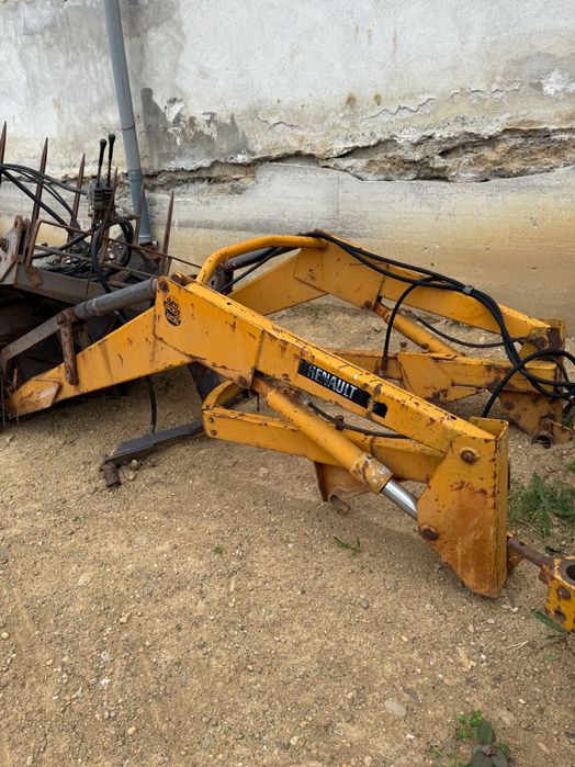 Materiale agricole : bena, braț, tocătoare