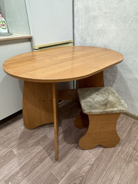 Продам стол и стул!