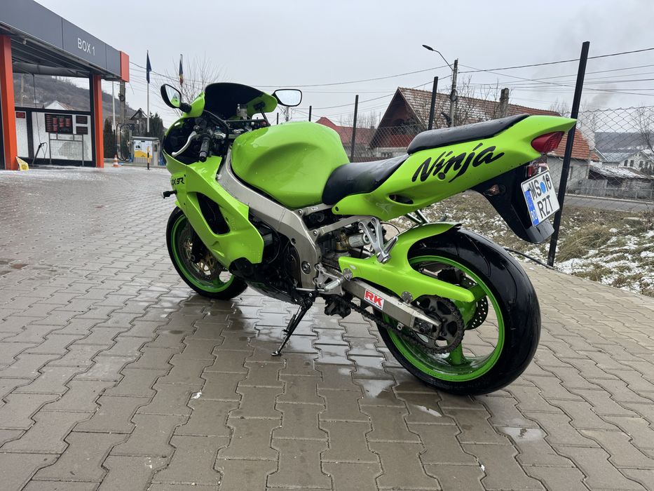 Kawasaki Ninja ZX9R