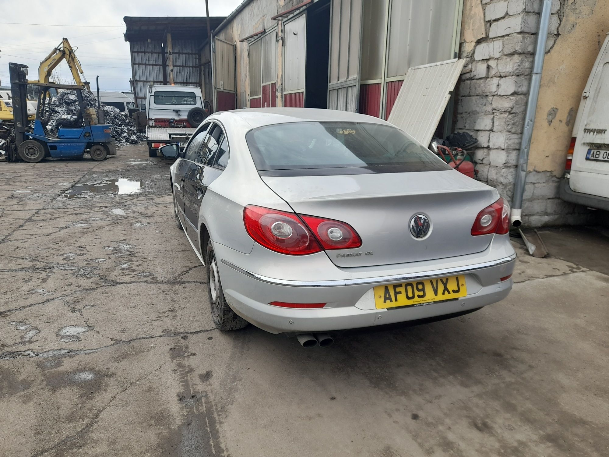 Dezmembrez vw cc 2010