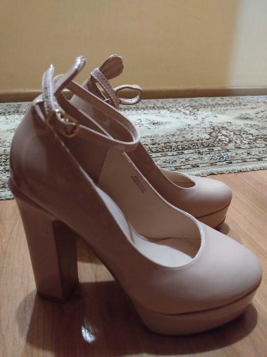 Официални обувки