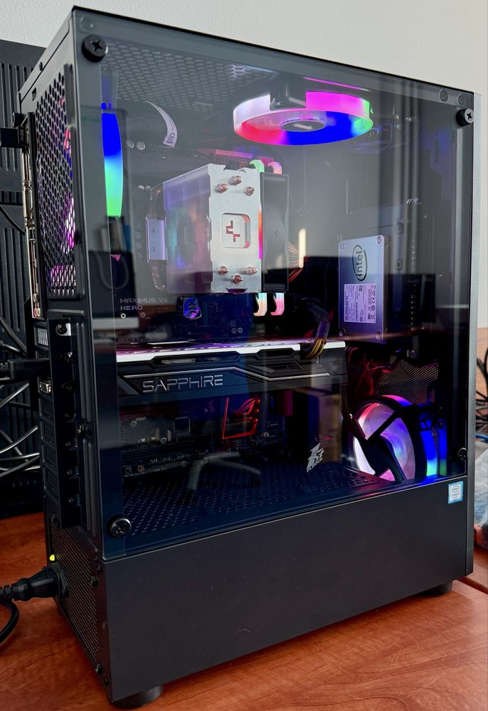 PC GAMING Editare  i5-4590 16GB Radeon RX 570 8GB SSD 240GB HDD 1TB